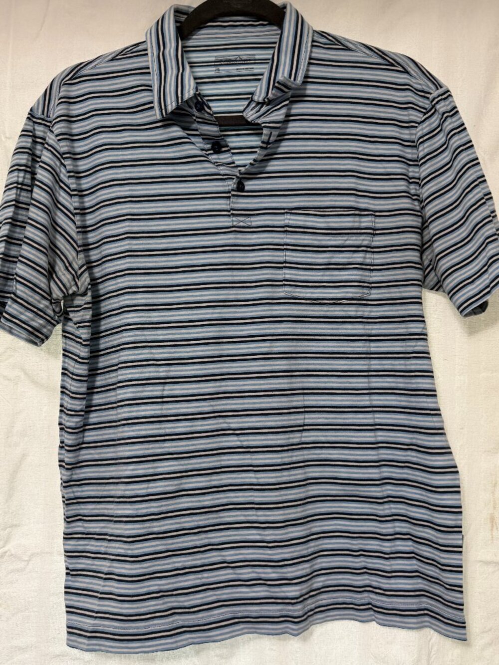 Patagonia Squeaky Clean organic cotton blue and white striped polo shirt size M